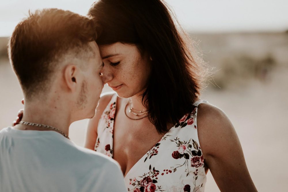 Photographe de mariage à Grenoble, Drôme, Alpes : Bohème, Folk, Champêtre, Industriel et Authentique & Elopement aventure